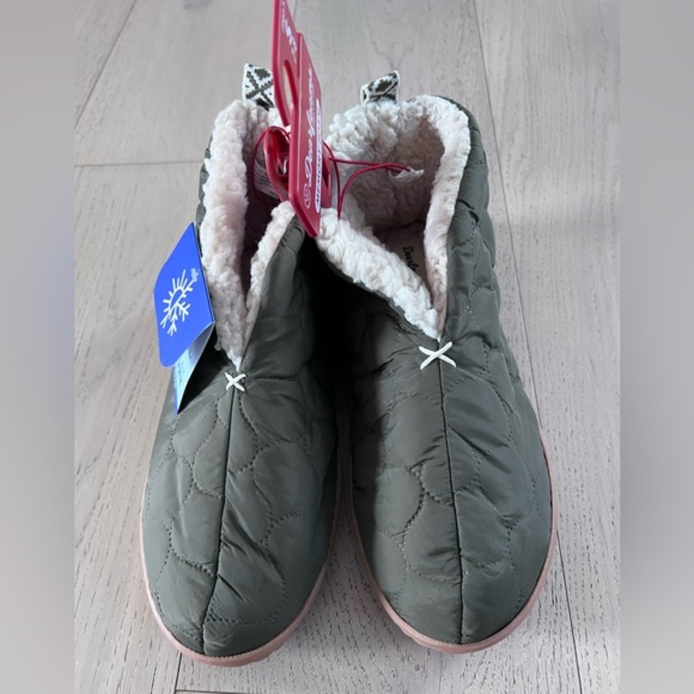 Dearfoams Quilted Slippers